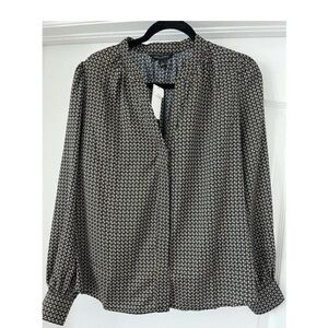 Banana Republic Silky Satin Blouse Size Small NWT